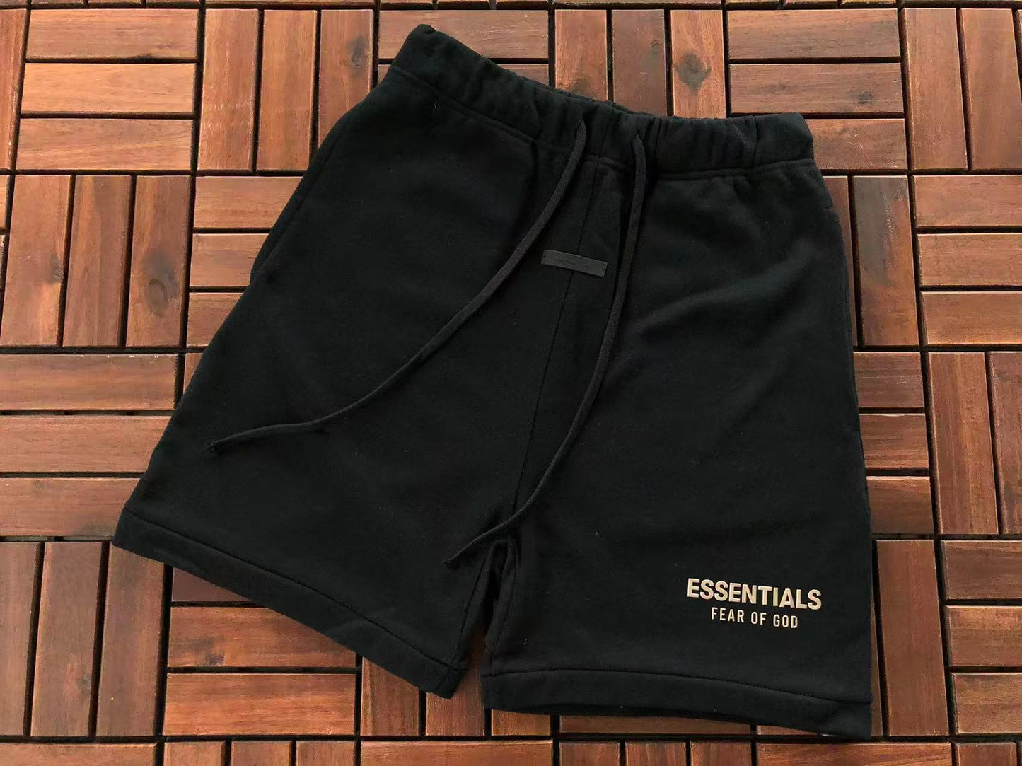 Conjuntos Essentials
