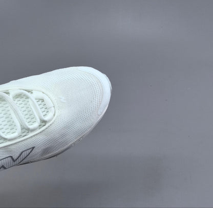 AC Runner White