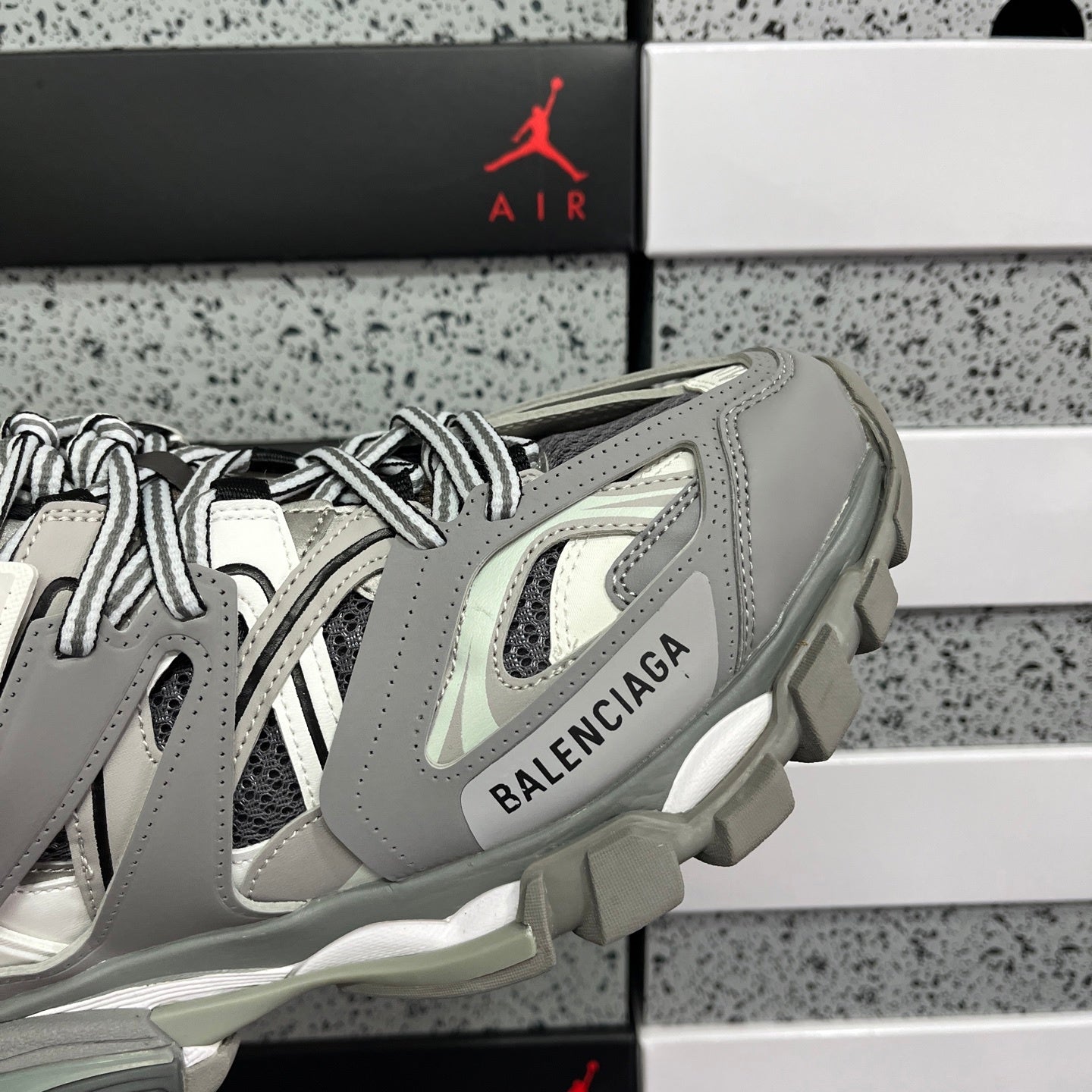 BLG Track Grey White