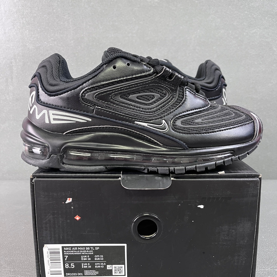 98 Supreme Black