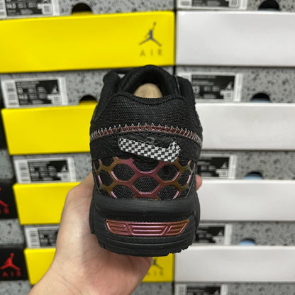 GEL-KAHANA 8 Black