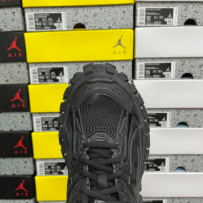 Defender Rubber Platform Black