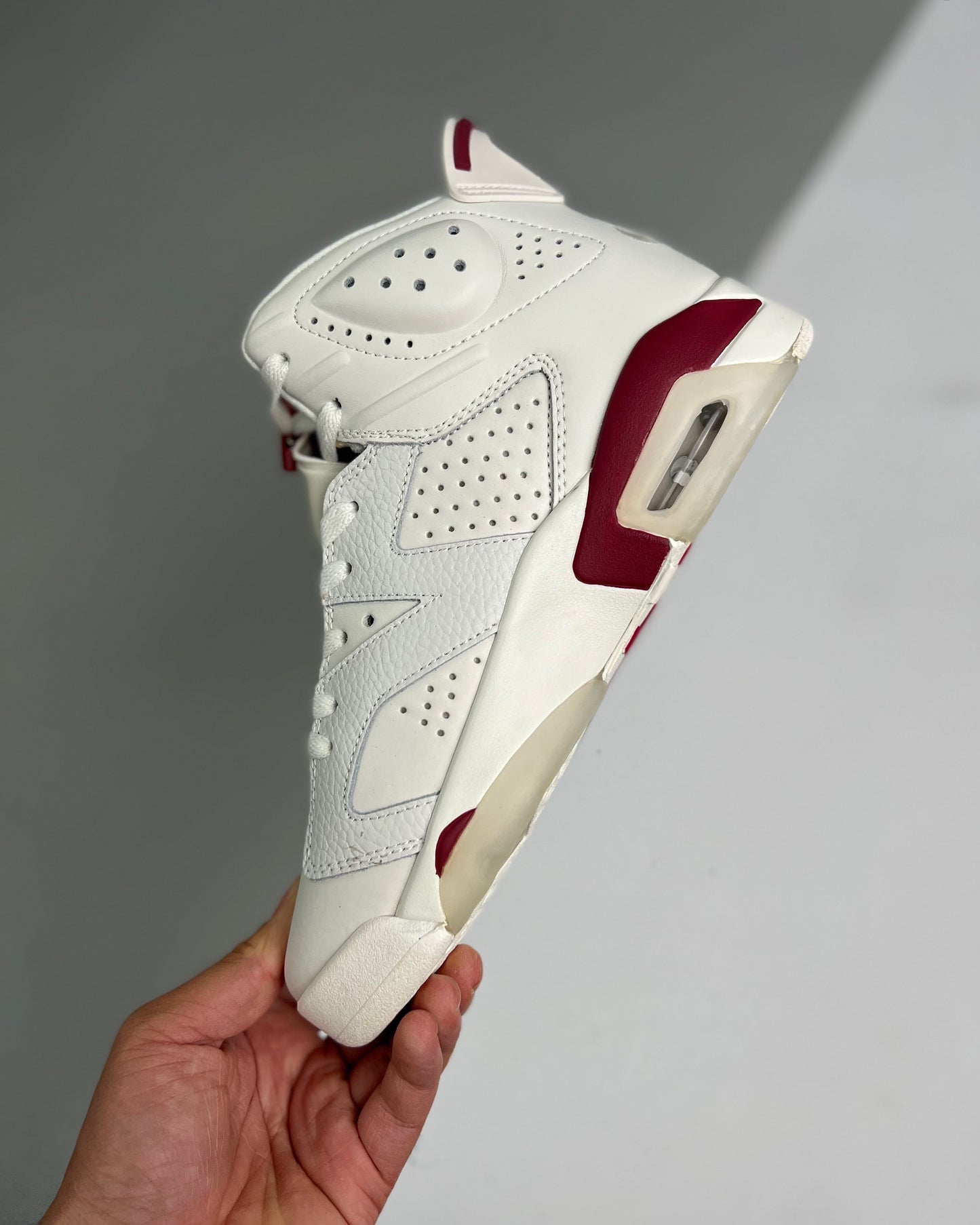 AJ6 Retro Maroon
