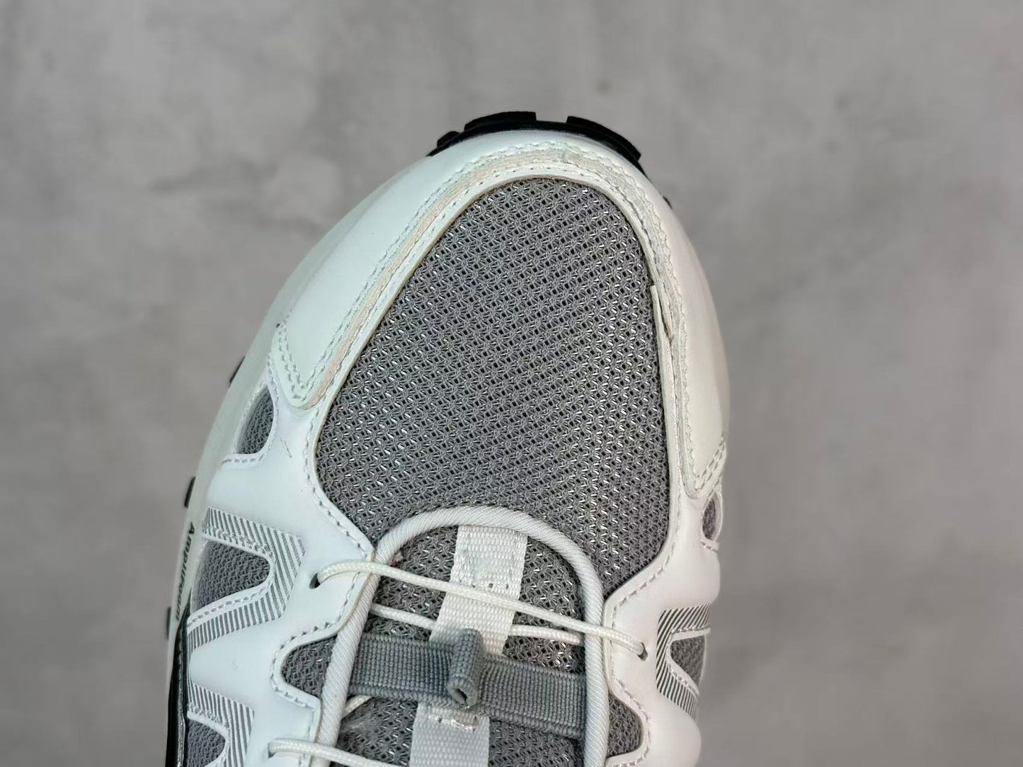GEL-SONOMA FE White/Black/Grey