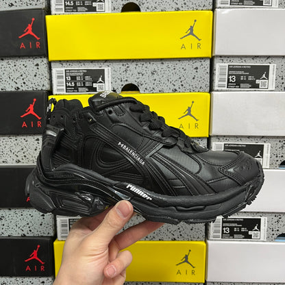 BLG Runner Black