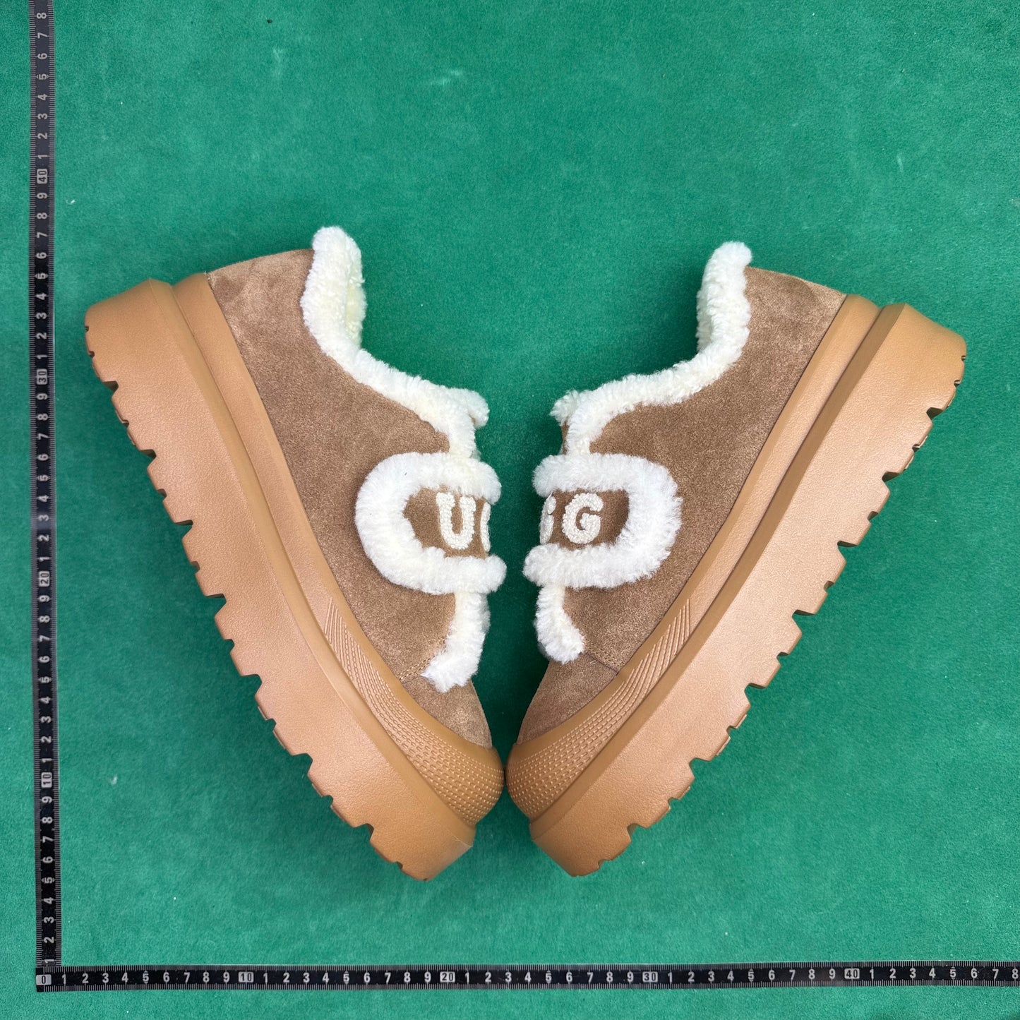 TT UGG