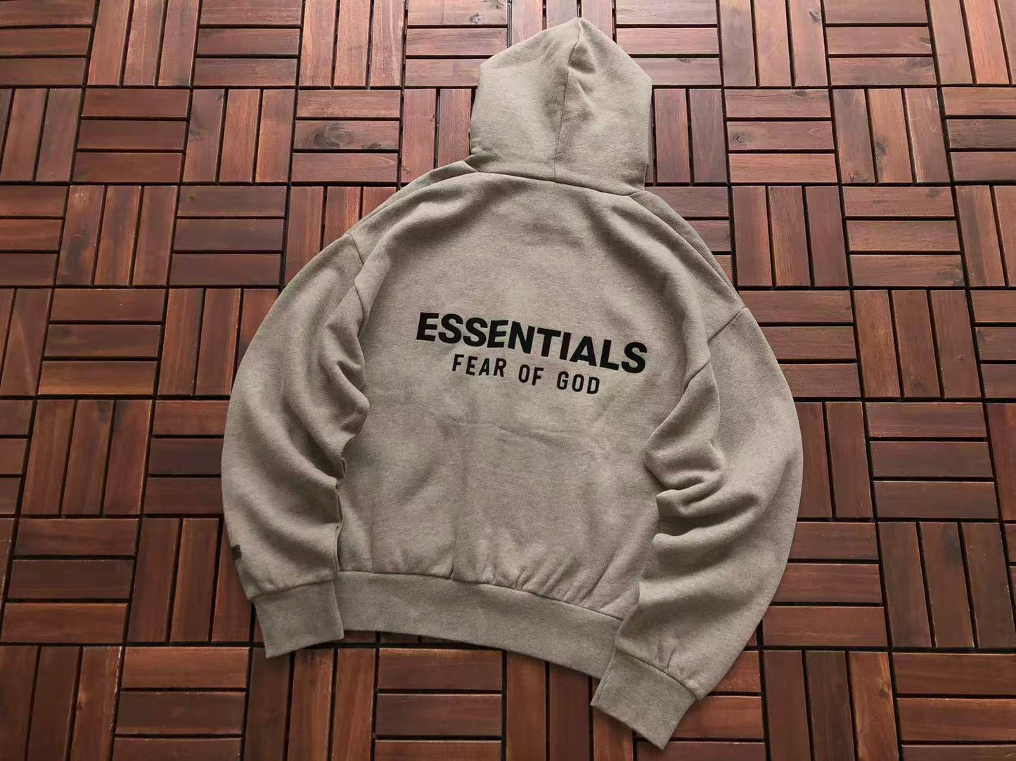 Conjuntos Essentials