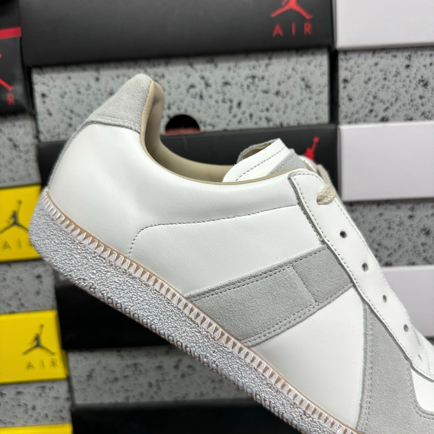 Maison  Mix White