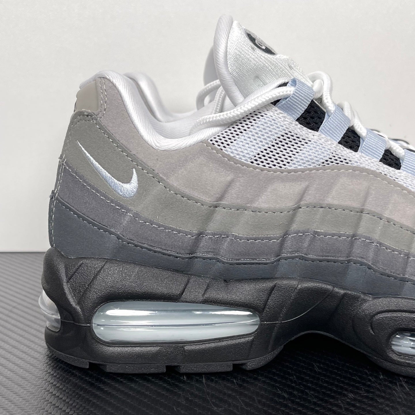 95 Sky Blue Grey