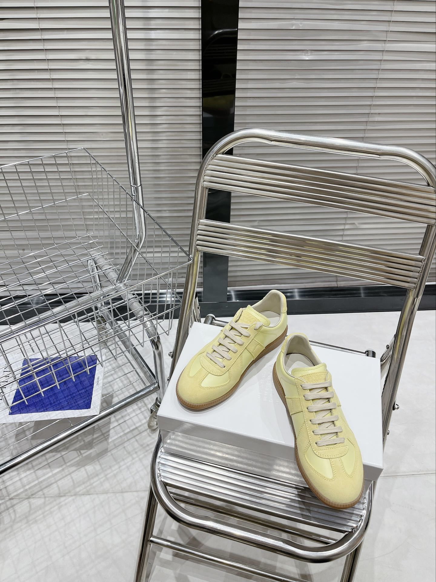 Maison Yellow Gum Sole