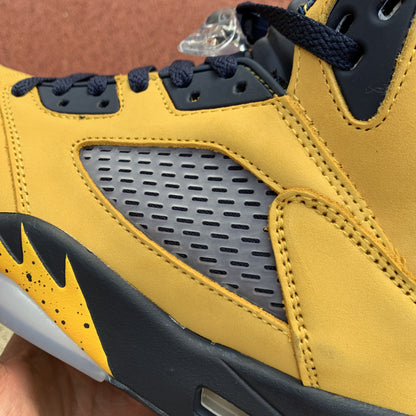 AJ 5 Retro Michigan