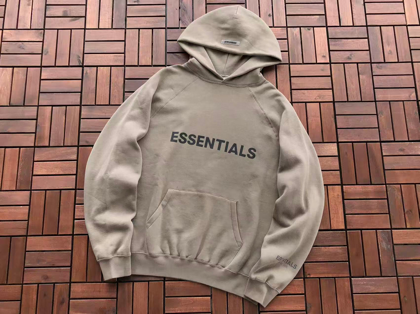 Conjuntos Essentials