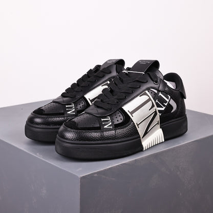 Valentino VL7n Black