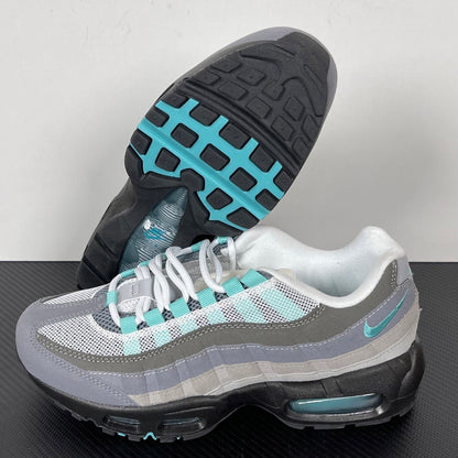 95 Hyper Turquoise