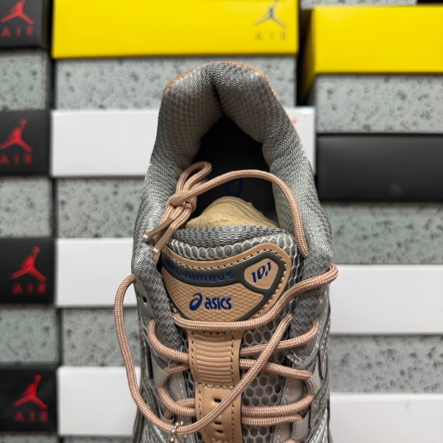 GEL-NIMBUS 10.1 Moonrock/Truffle Grey
