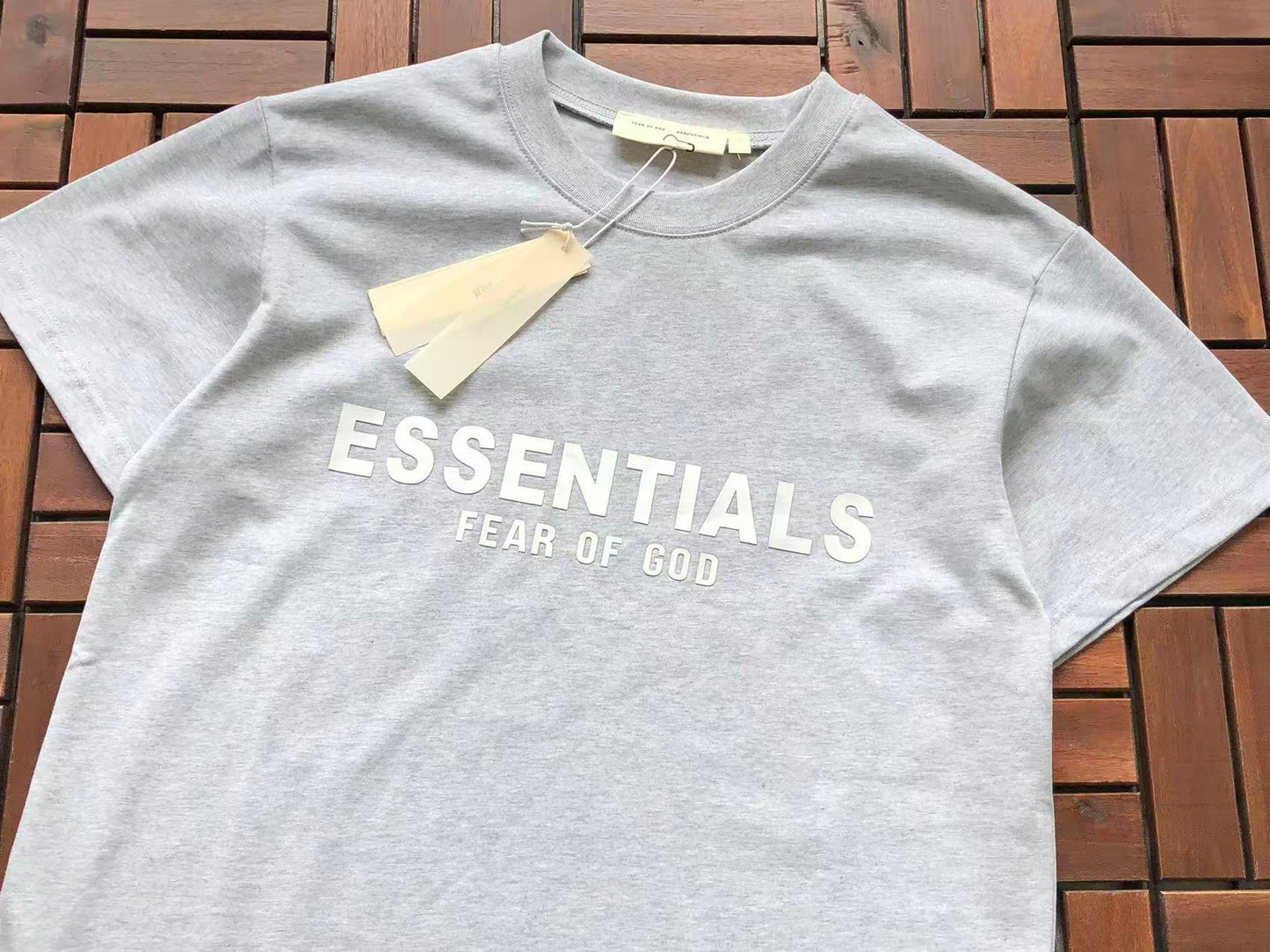 T-Shirts ESSENT