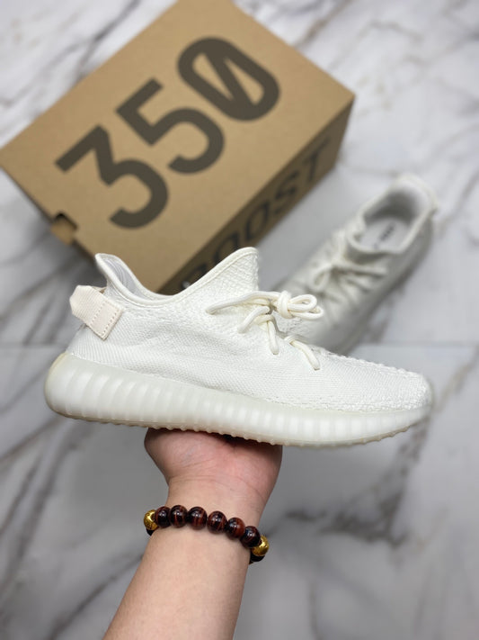 Boost 350 Triple white