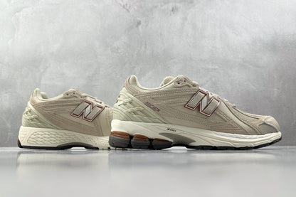 1906 Cream Red