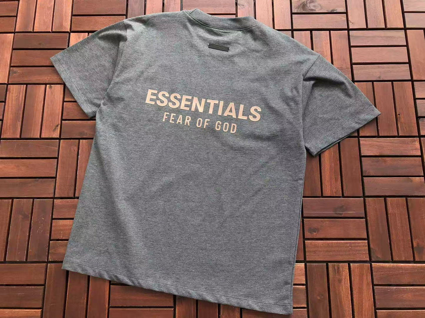Conjuntos Essentials
