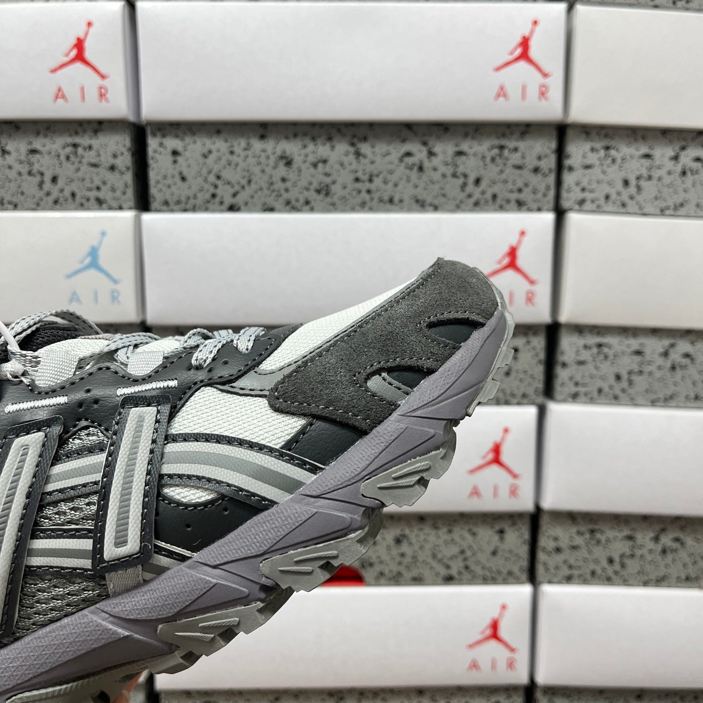 GEL-SONOMA TR62 Concrete/Obesidan Grey