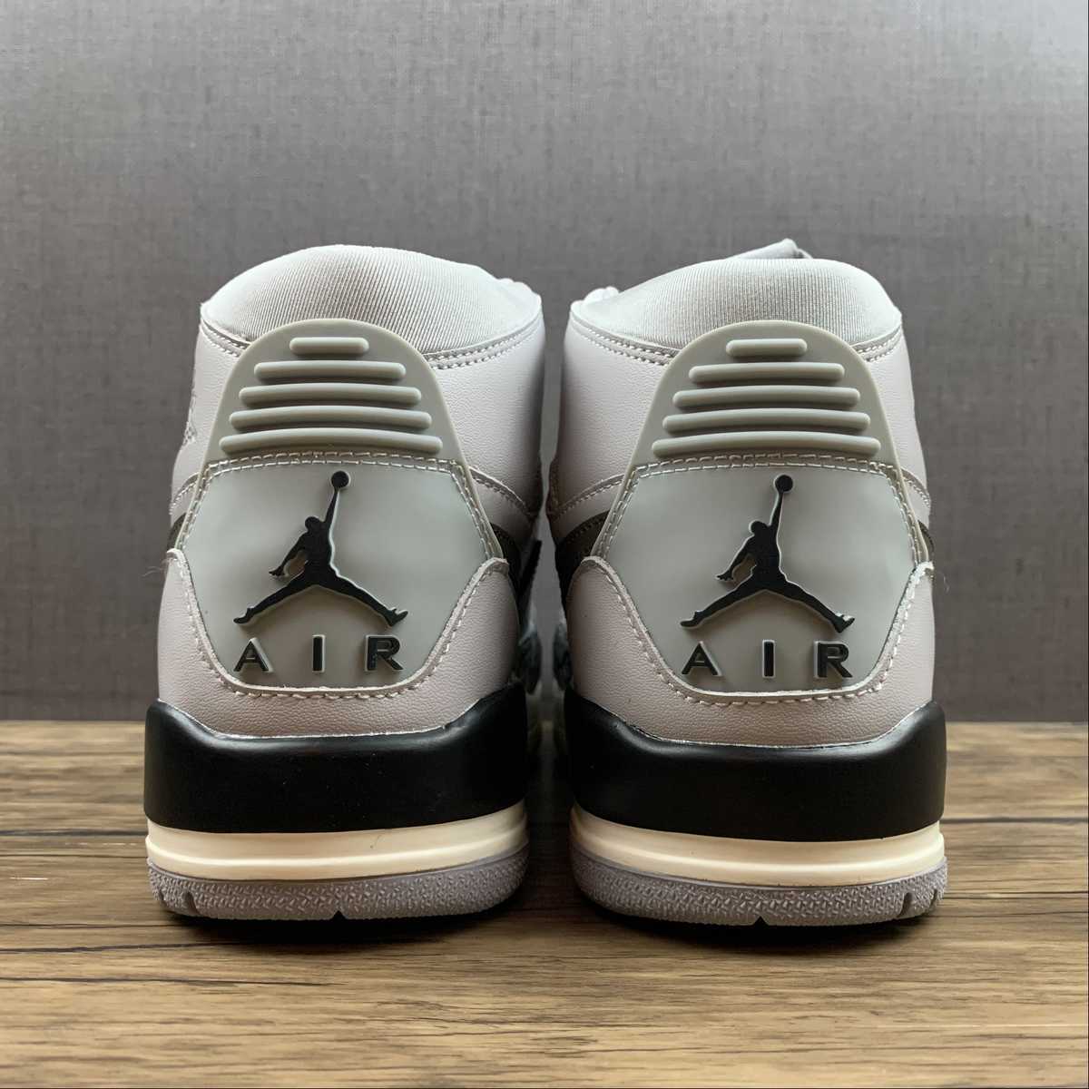Legacy 312 Wolf Grey