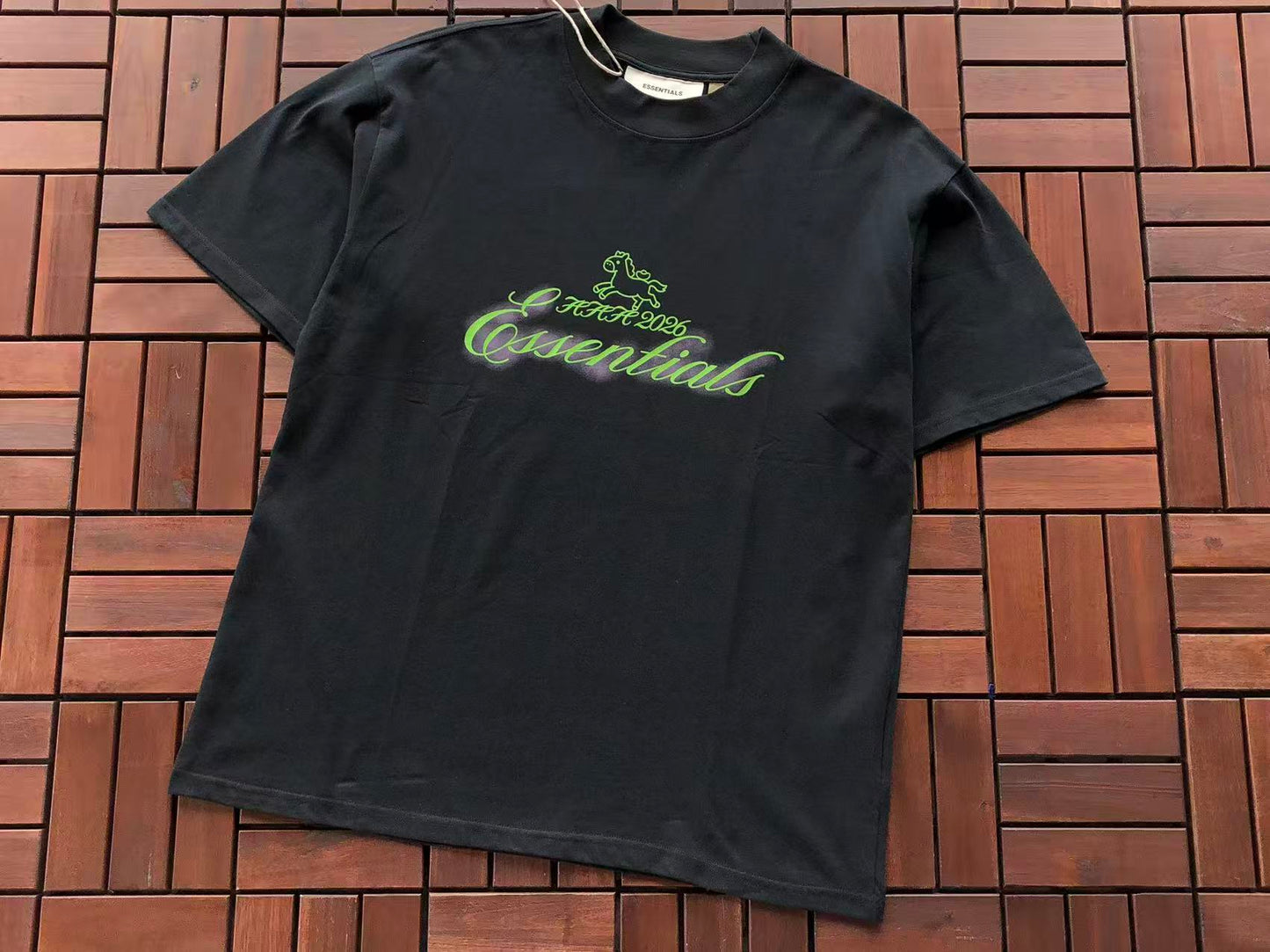 T-Shirts ESSENT