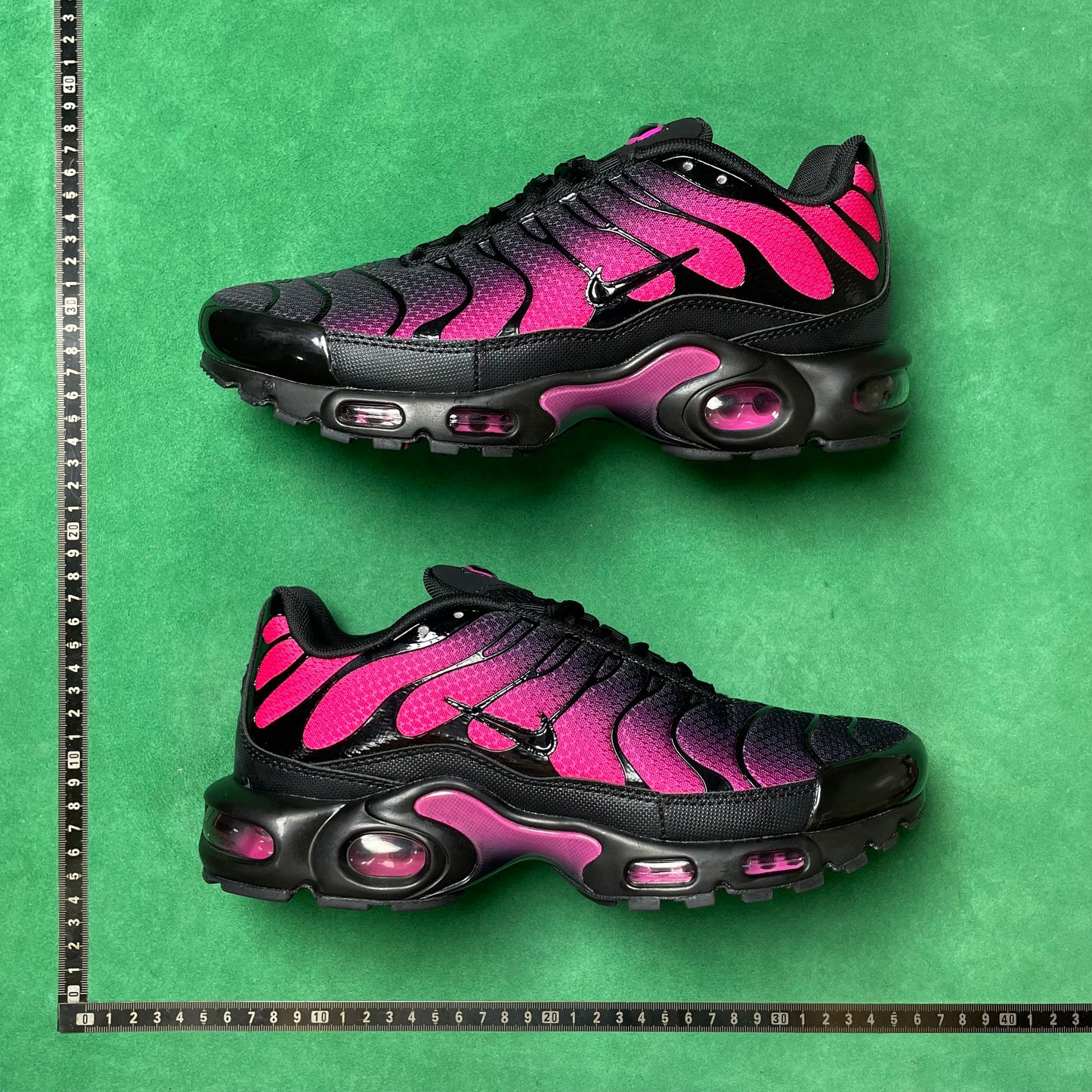 TN Black Hyper Pink