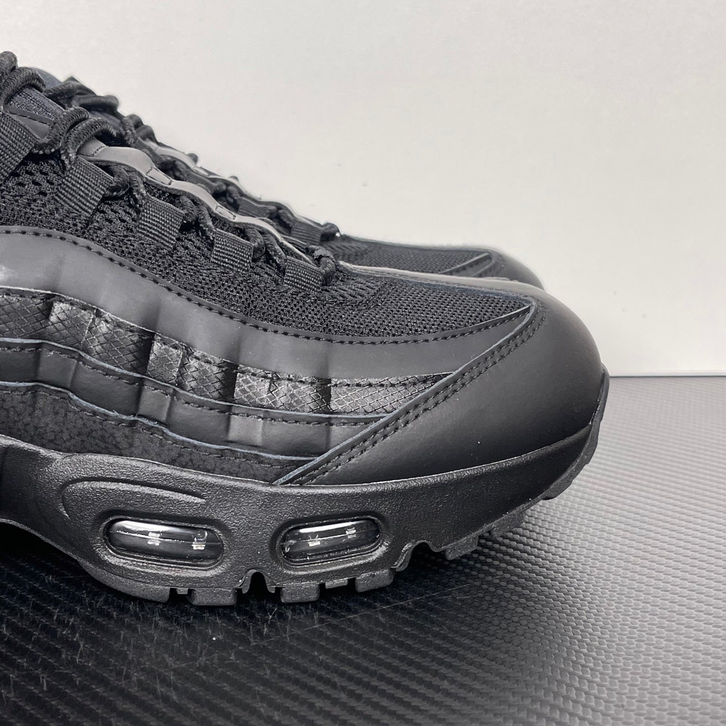 95 Triple Black