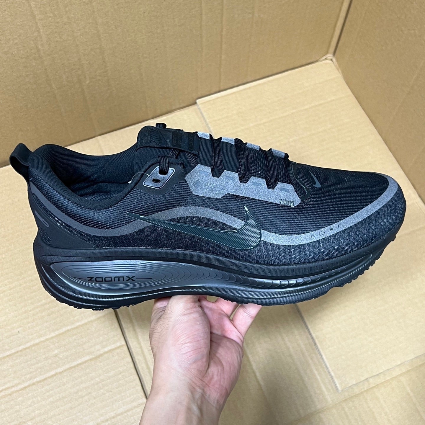 Vomero 18 Gore-Tex Black
