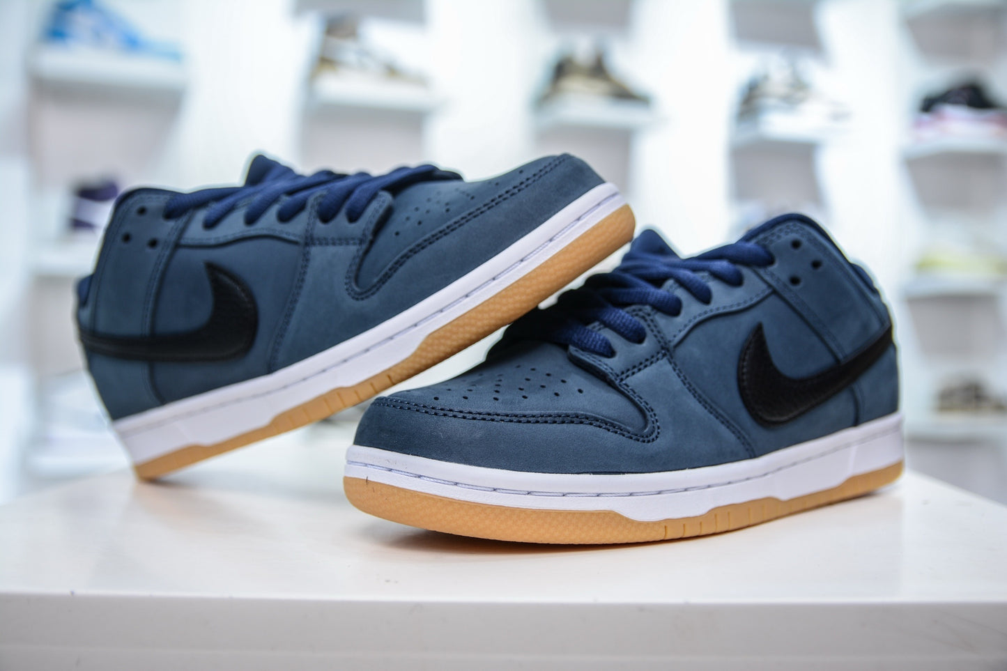 Dunk SB Midnight Navy Gum