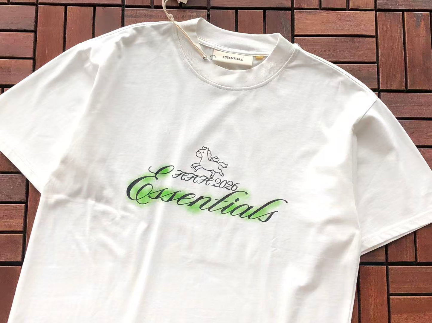 T-Shirts ESSENT