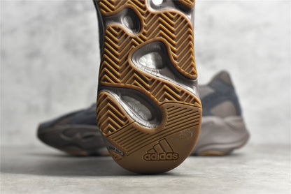 700 V2 Geode