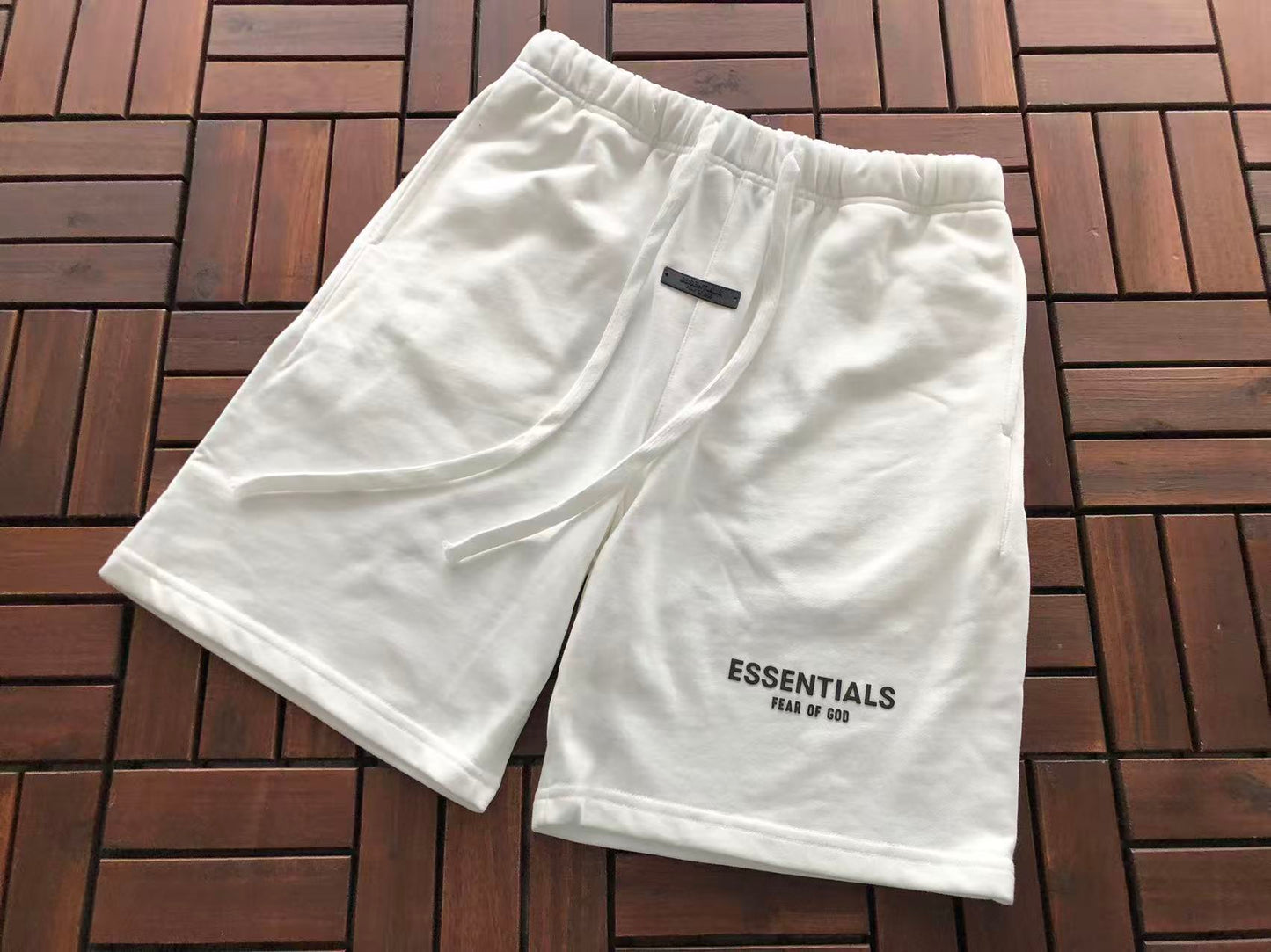 Conjuntos Essentials