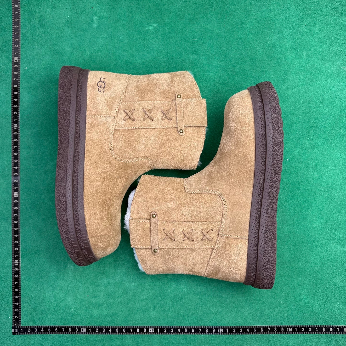 TT UGG
