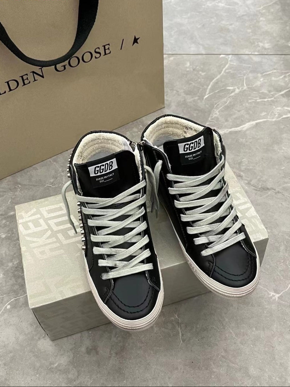 GDGS Mid Star Black Lether