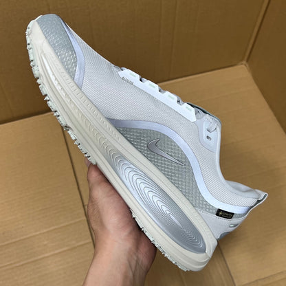 Vomero 18 Gore-Tex Grey