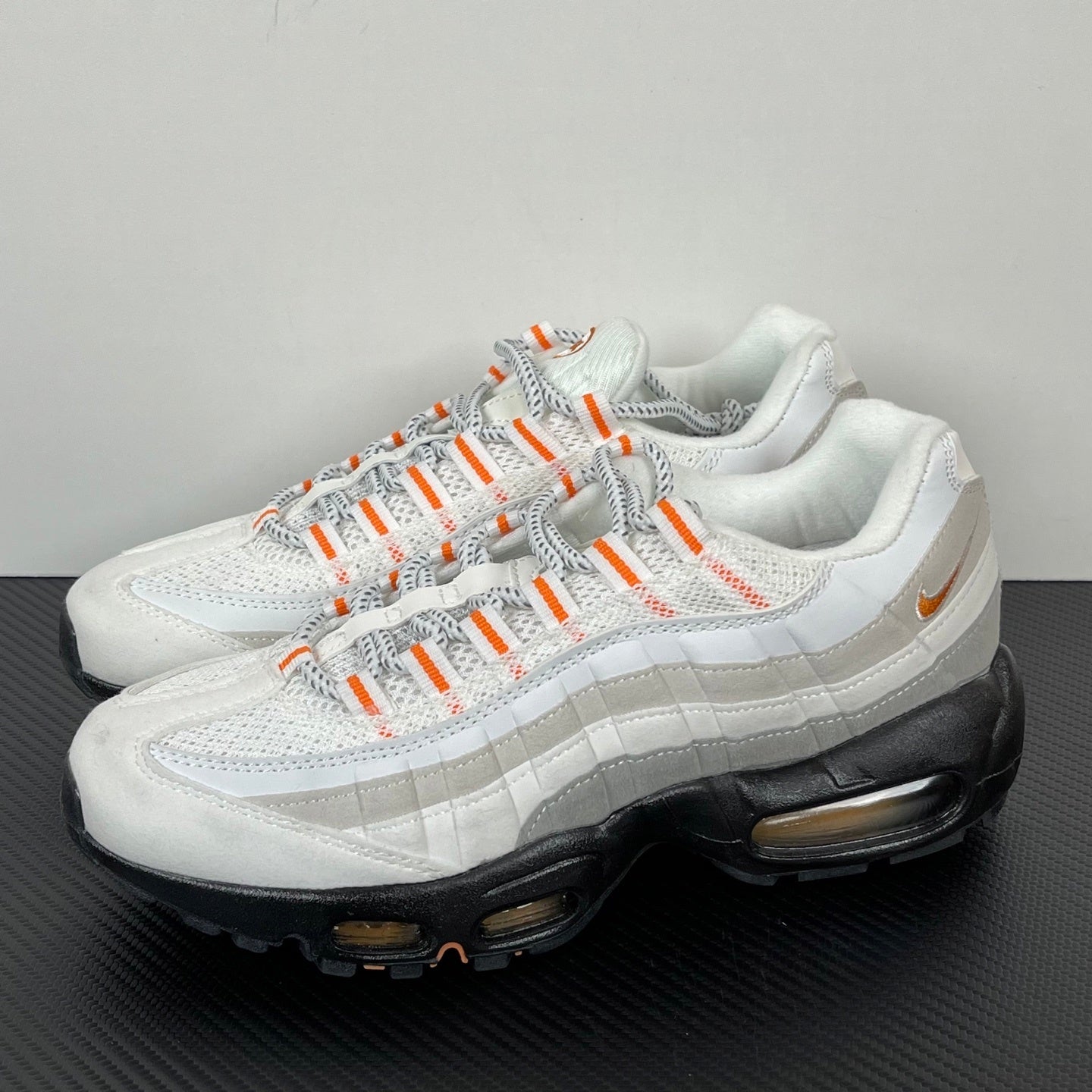 95 Wolf Grey Safety Orange