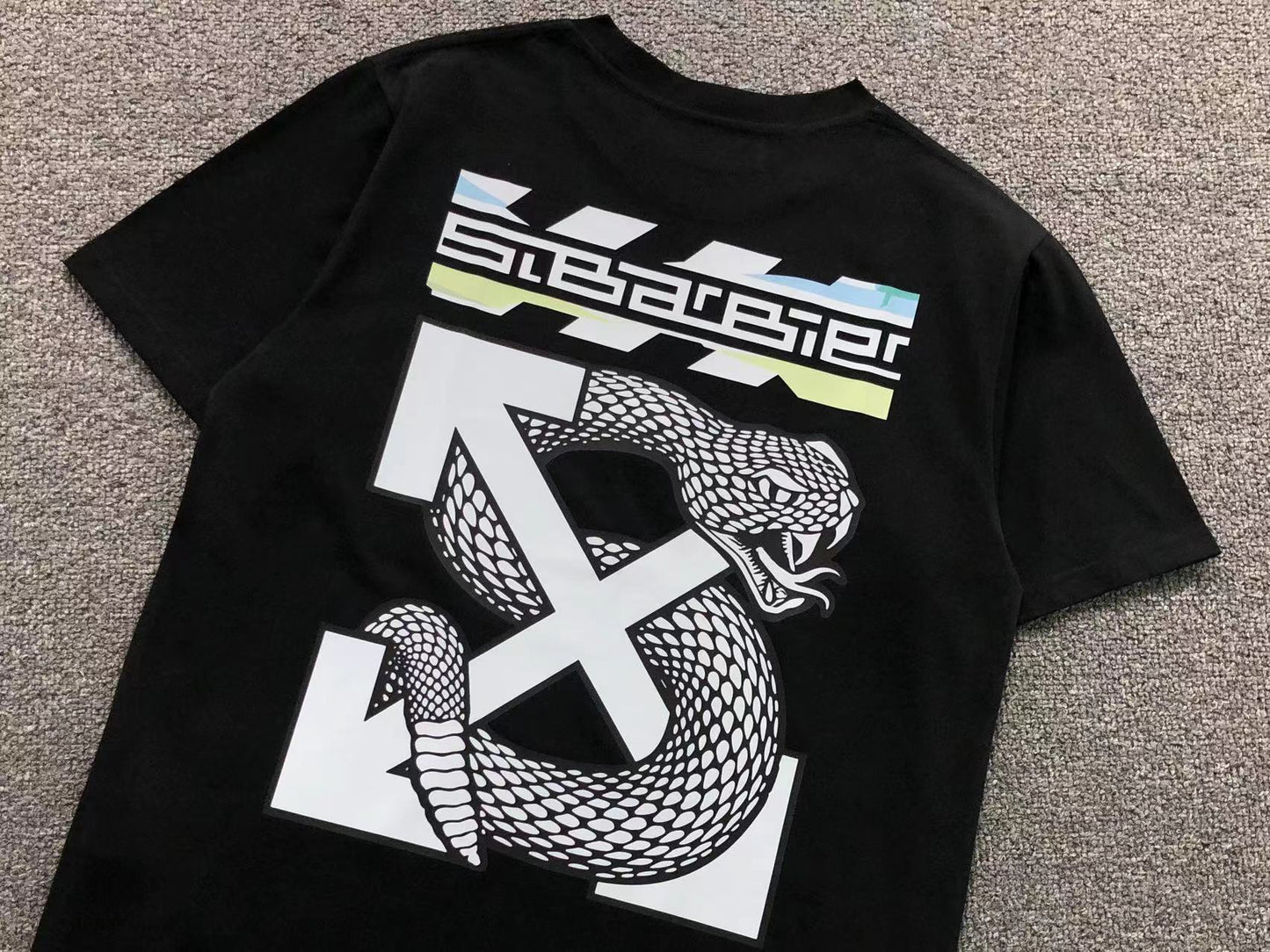 T-shirt Off