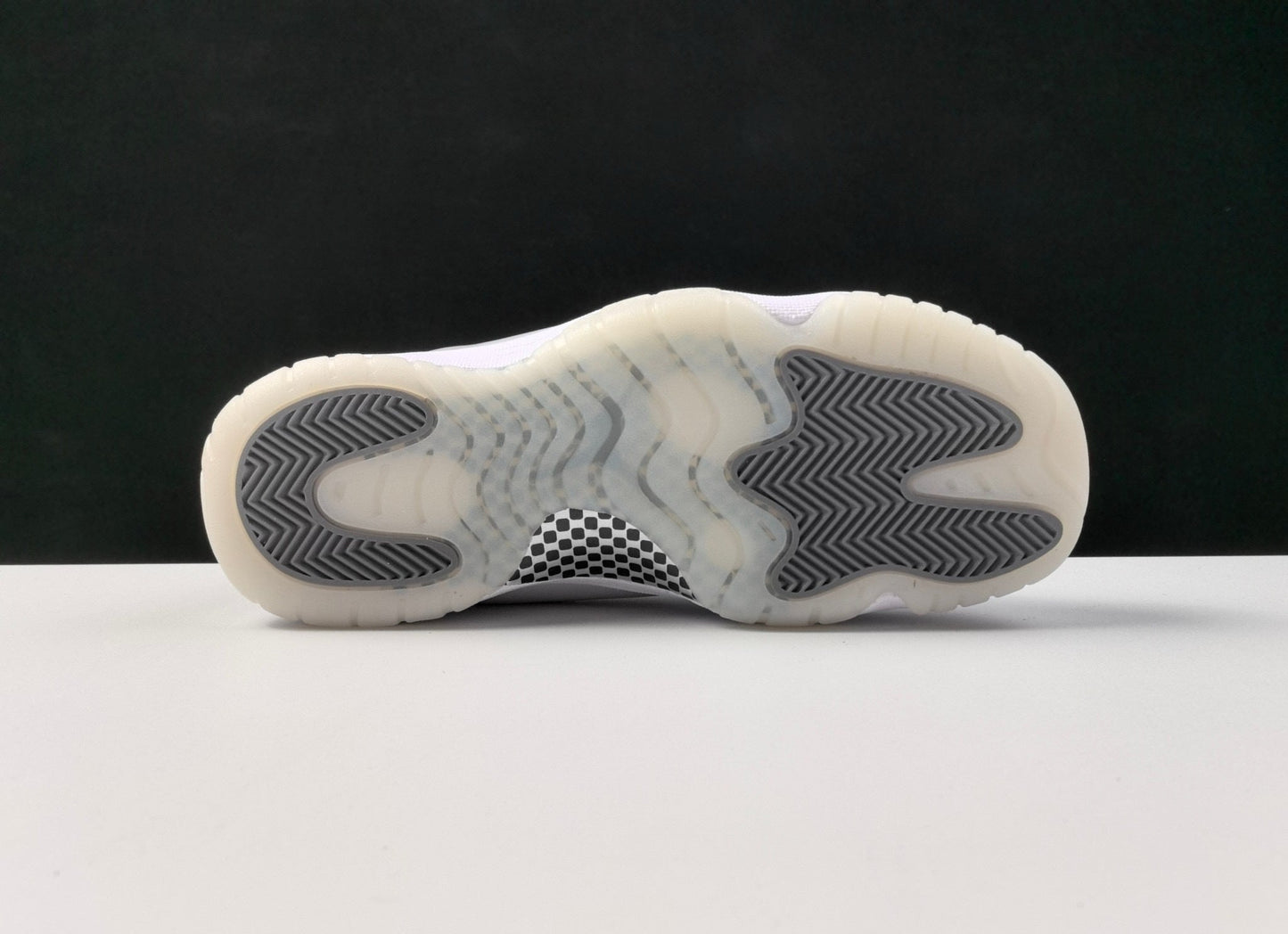 AJ11 High White and Grey