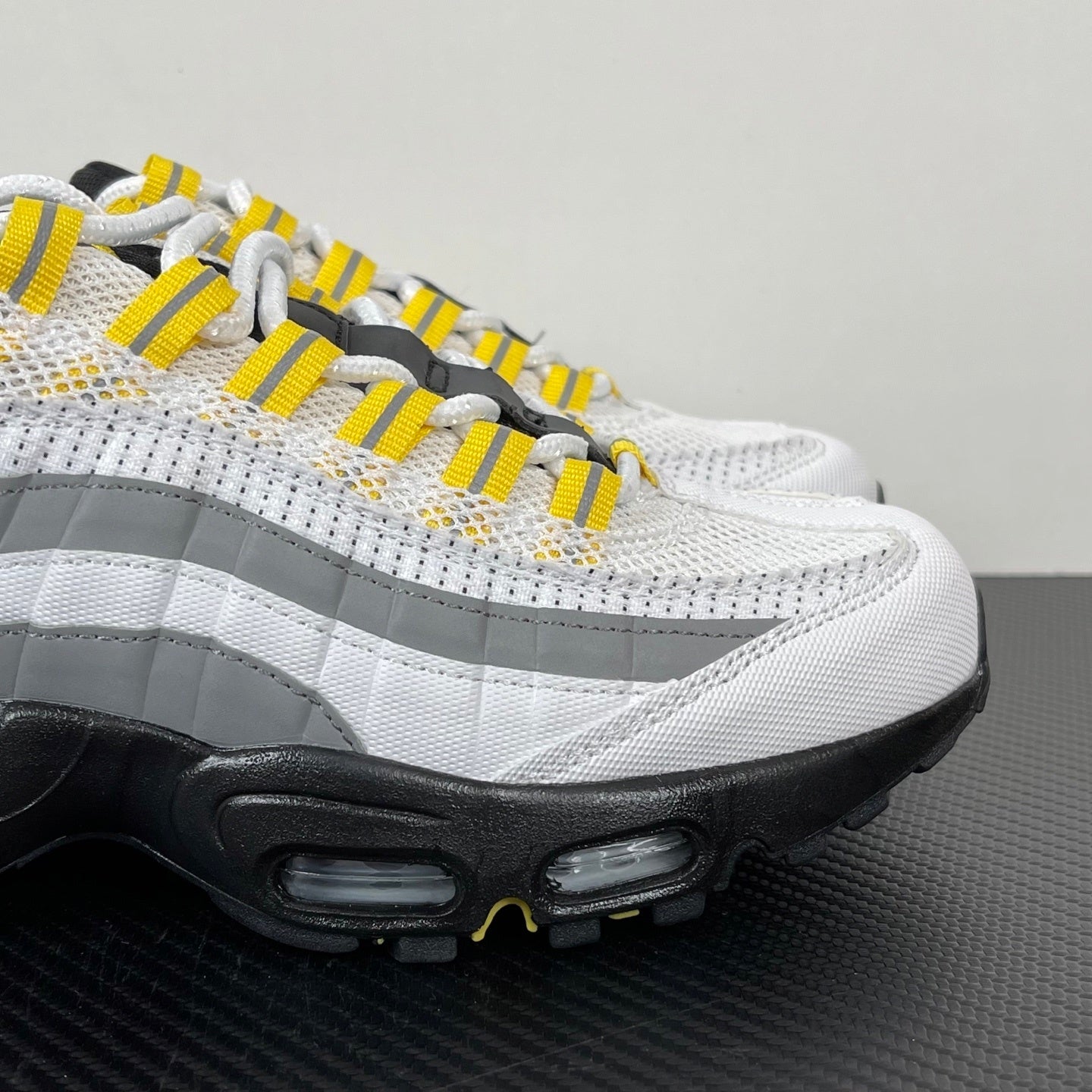 95 Yellow Grey