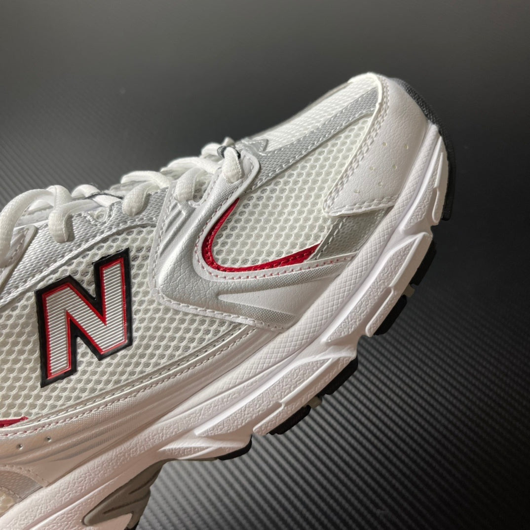 530 White and Red