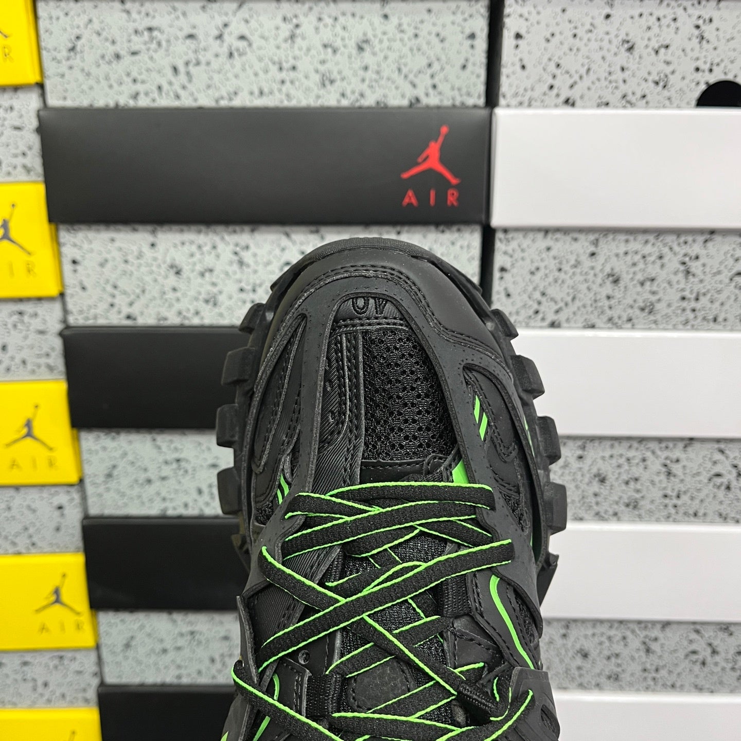 BLG Track Green & Black