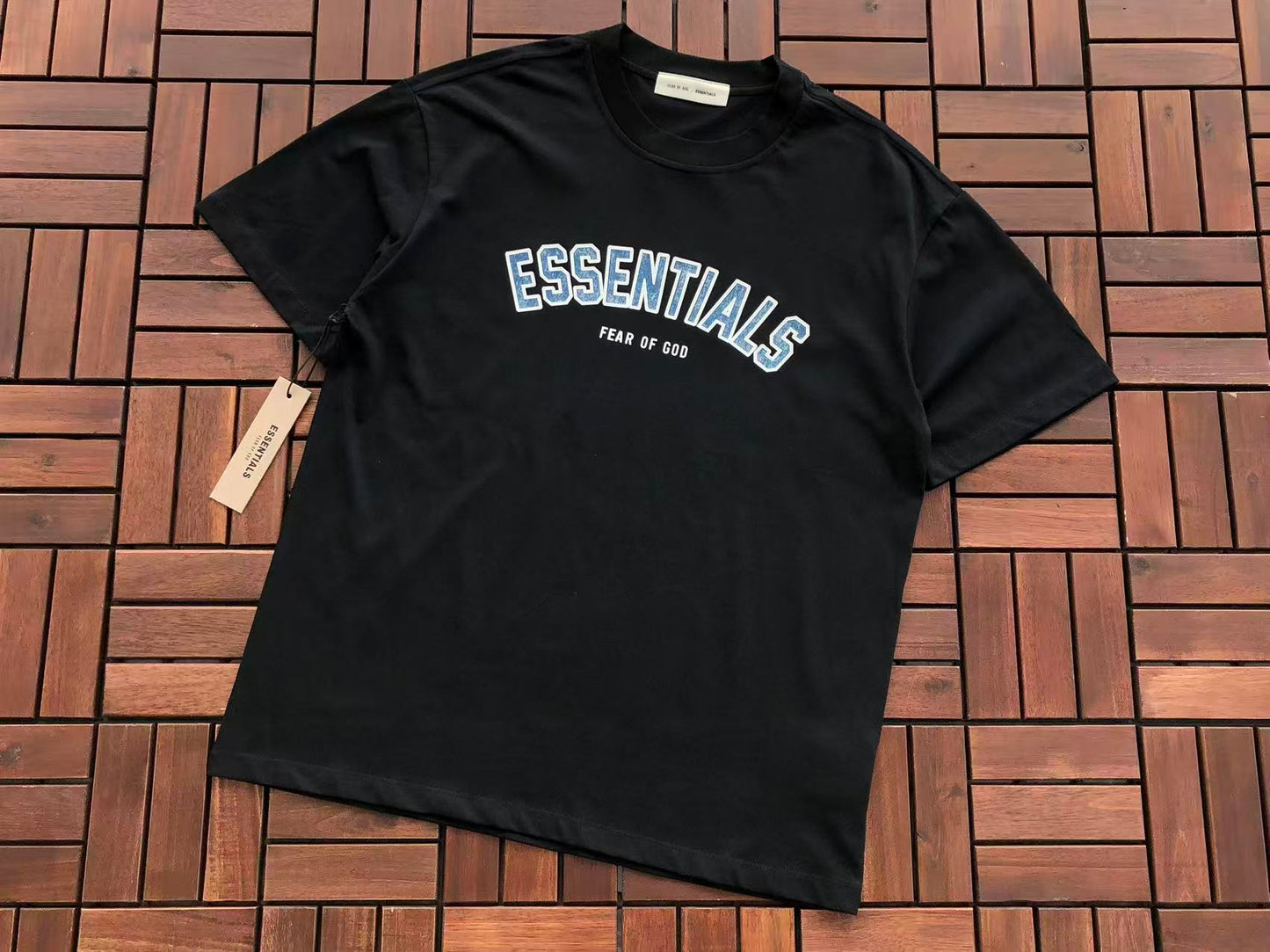 T-Shirts ESSENT