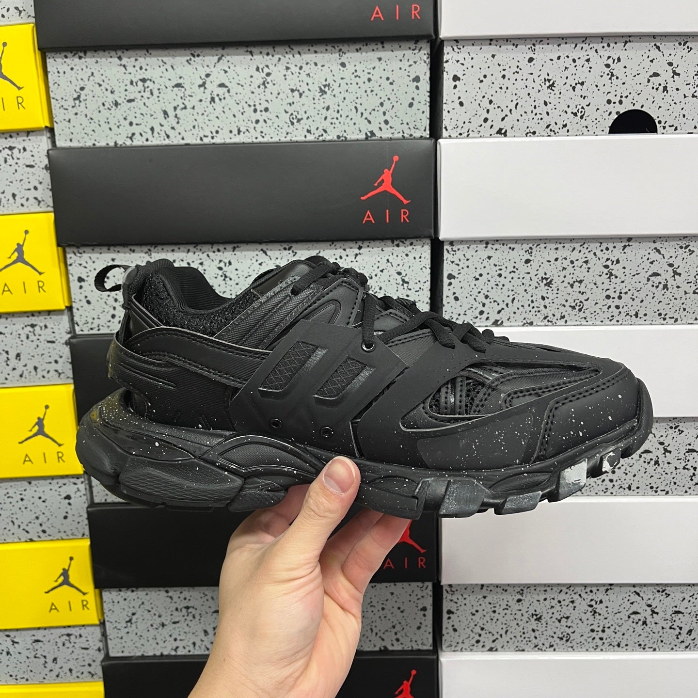 BLG Track Signature - Black