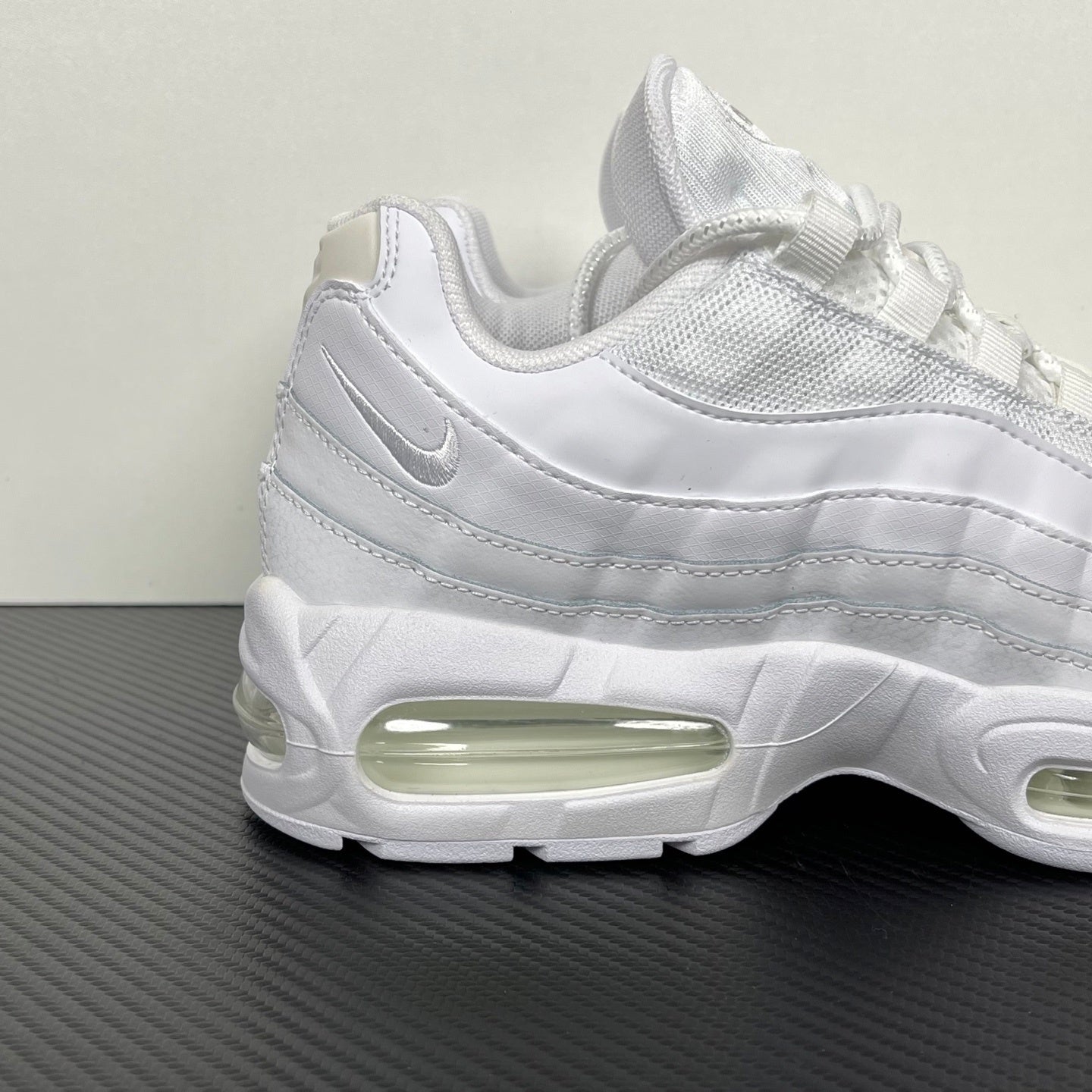 95 Pure White