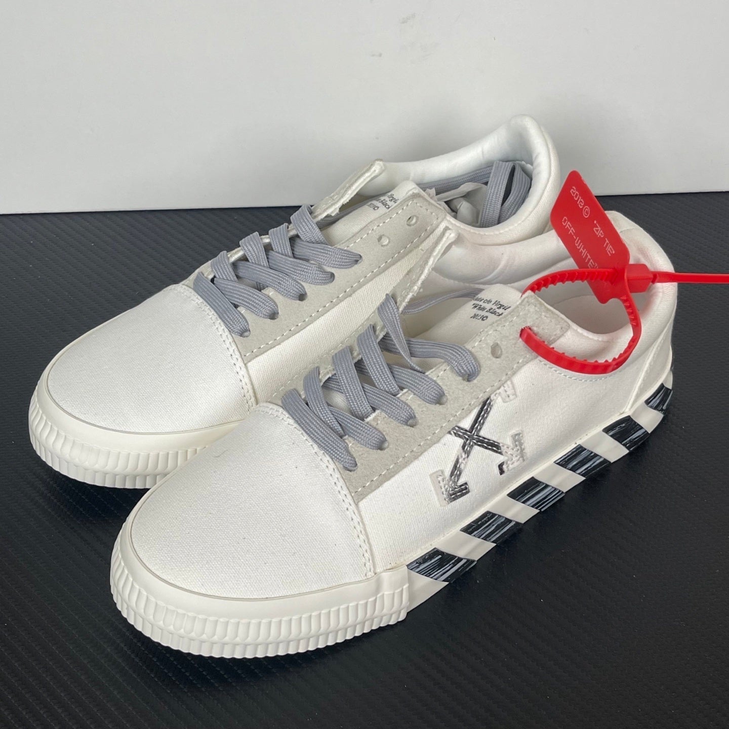 Vulcanized Grey Fade