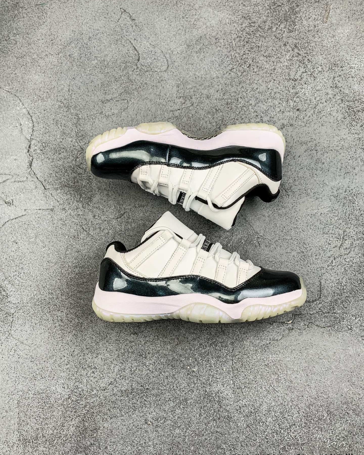 AJ11 Easter Low Green