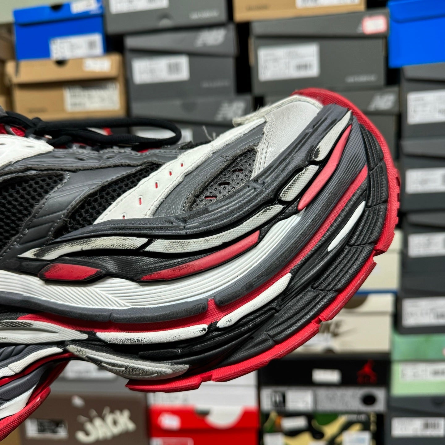 BLG Platformm Black/Grey/Red/White