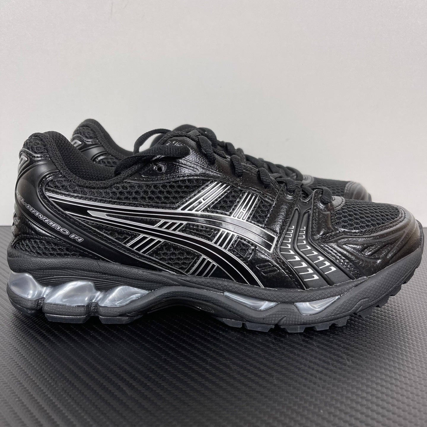 Kayano 14 Black