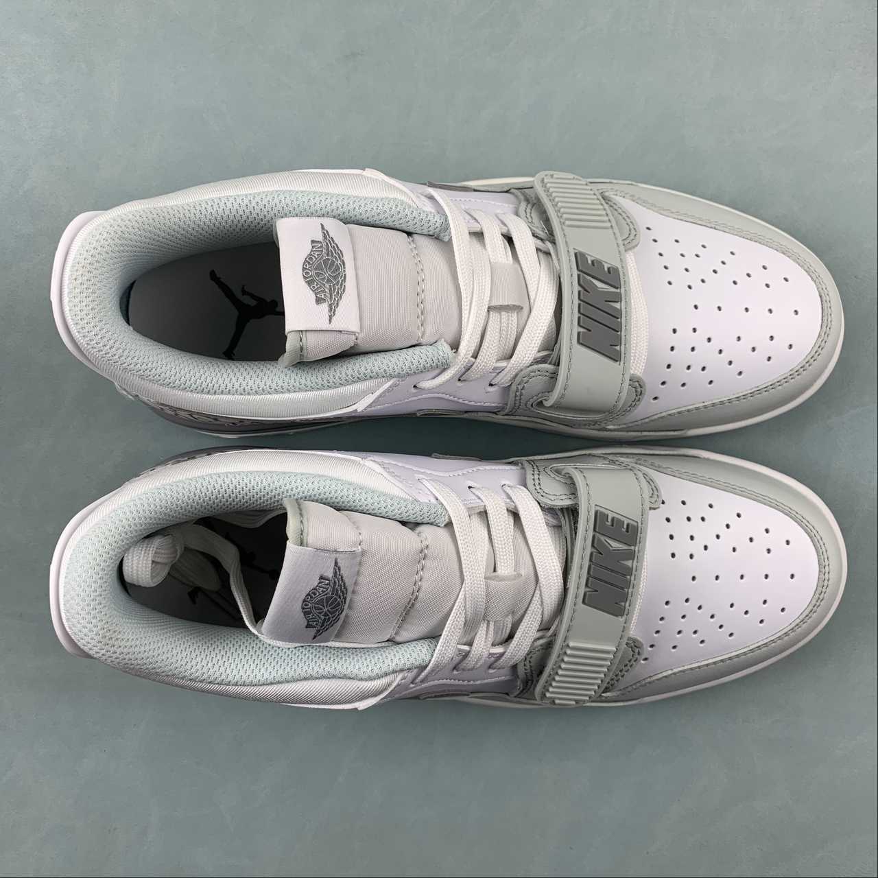 Legacy 312 White Sea Glass